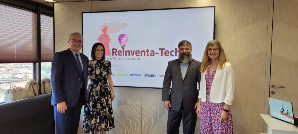 Reinventa - Tech: el programa que apoya el empleo y la reinvención profesional de la mujer